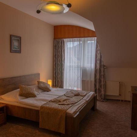 Hotel Pizzeria Istria Velke Losiny Exterior photo