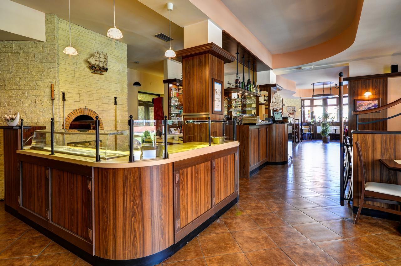 Hotel Pizzeria Istria Velke Losiny Exterior photo